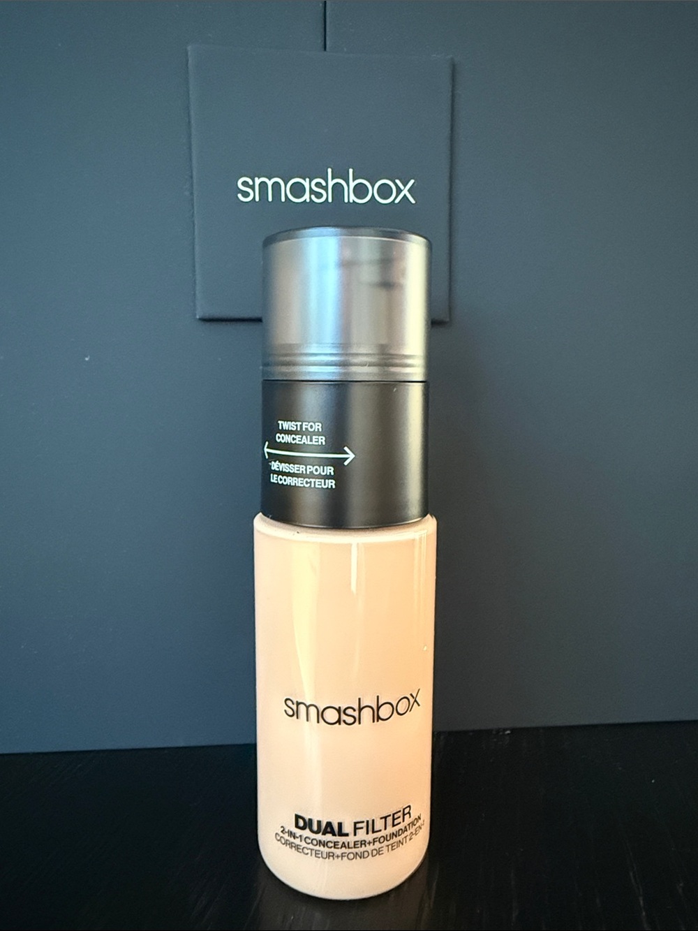 Smashbox Dual Filter 2-in-1 Longwearing Concealer Foundation Color: Fair Light 6